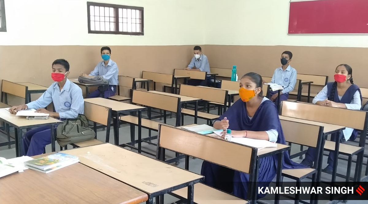 school fee, school fee hike, covid 19 fee, coronavirus school shutdown, online classes, DPS RK Puram school fee case, school fee case court delhi, education news