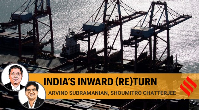 Container ships are docked at a port. (Bloomberg Photo: SeongJoon Cho, File)