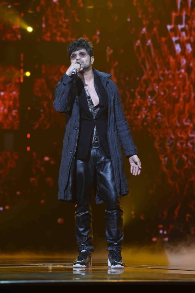 himesh reshammiya performance