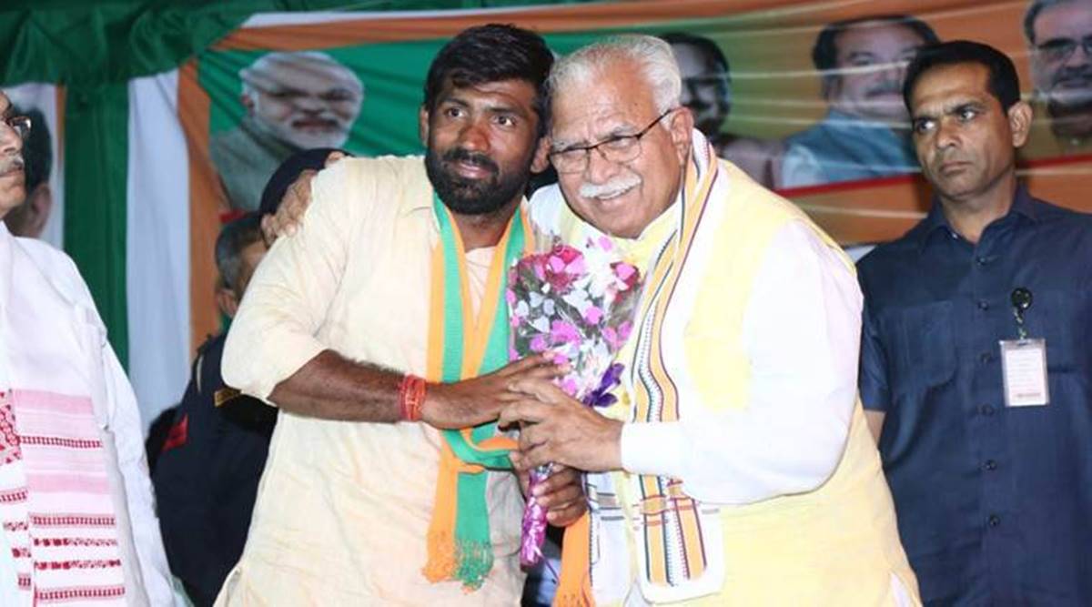 Baroda Campaigning, Gujarat bypoll, Yogeshwar Dutt, Indu Raj Narwal, Congress rely on Farmers anger, Chandigarh news, Punjab news, Indian express news