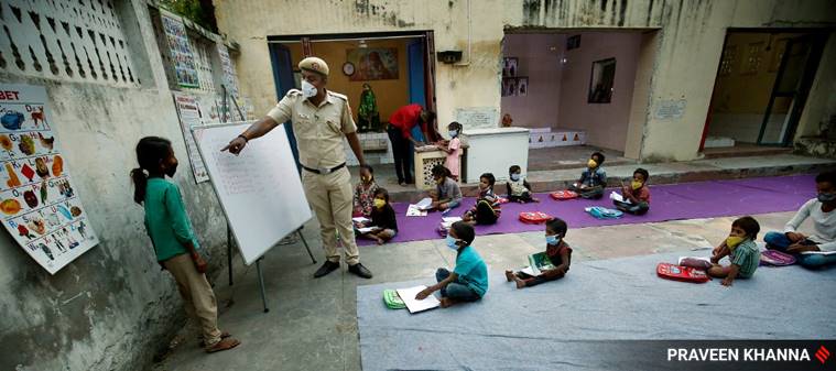 For 20 kids living near Red Fort, cop dons teacher’s hat