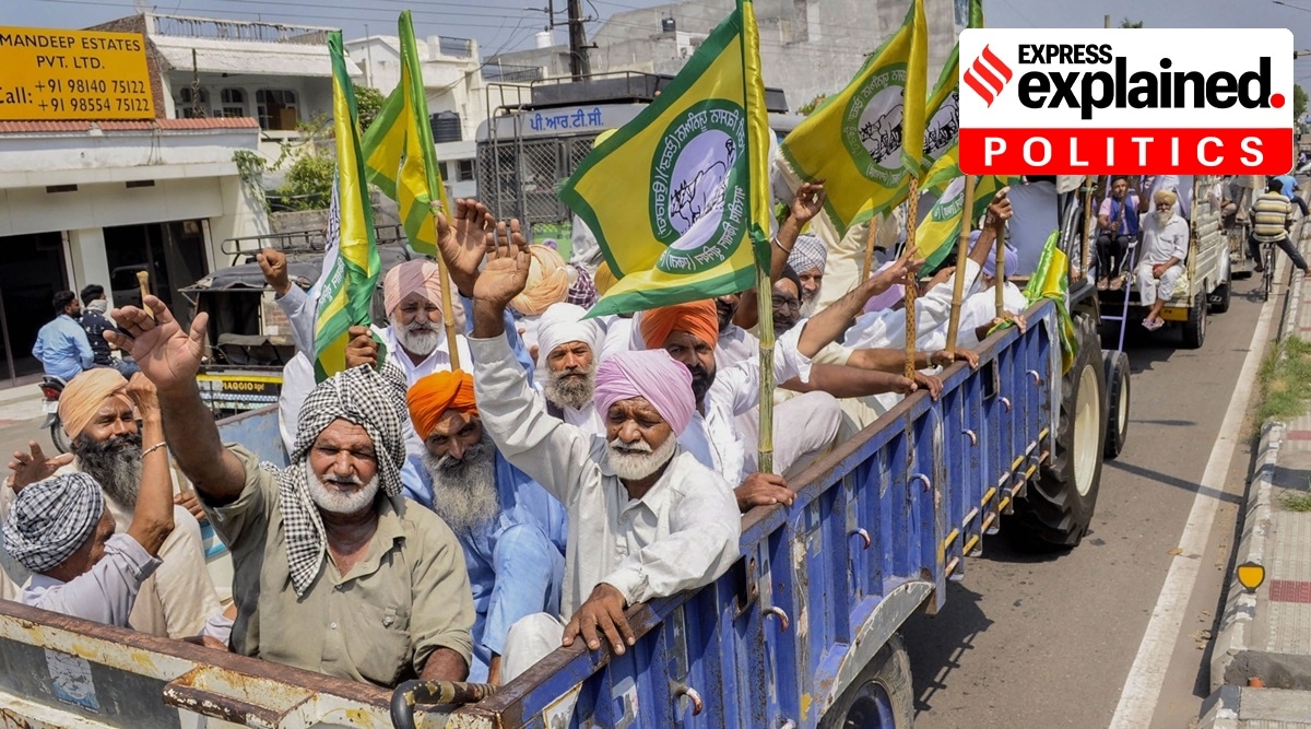 Members of various farmer organisations on their way to stage a protest against the central government over farm laws (File)