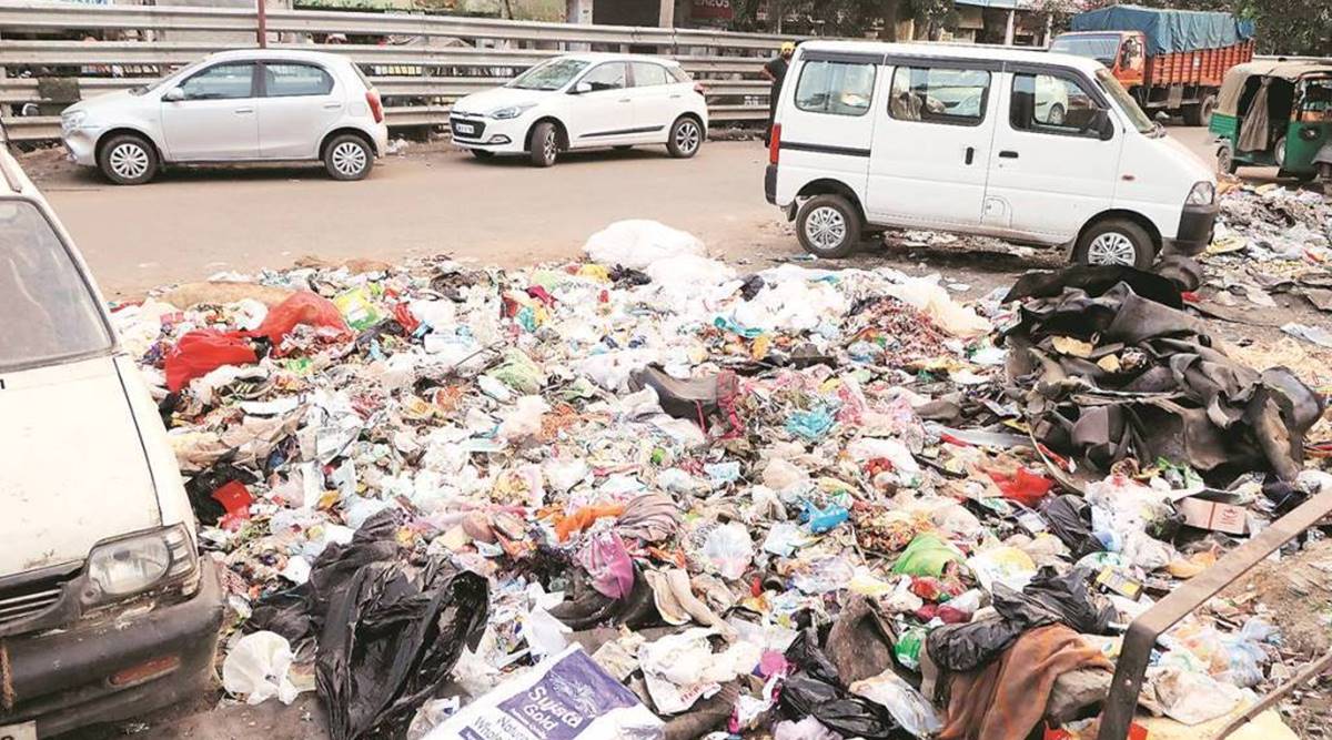 Chandigarh sanitation workers protest, Chandigarh safai karamcharis protest, Chandigarh waste collectors, Chandigarh news, Punjab news, Indian express news