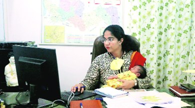 Ghaziabad nodal officer, Ghaziabad nodal officer baby, Ghaziabad nodal officer joins work with baby, Saumya Pandey, Saumya Pandey Ghaziabad nodal officer, India news, Indian Express