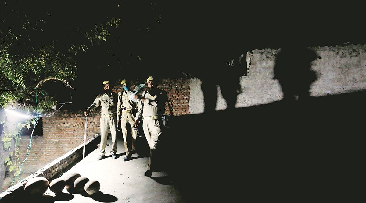 Ex-BJP MLA holds meeting in Hathras to back accused