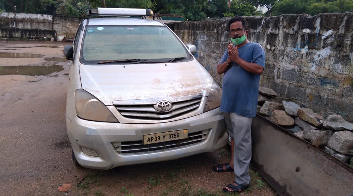 Hyderabad Taxis damaged in floods, owners hope govt will rescue