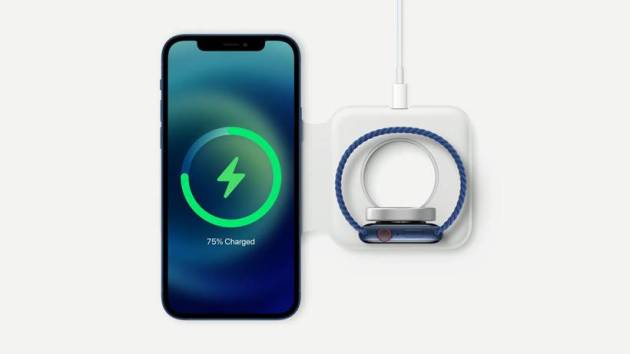 iphone 12, iphone 12 first look, apple iphone 12, apple iphone 12 first look, iphone 12 price, iphone 12 specifications, iphone 12 photos, iphone 12 features, iphone 12 launch date in india, iphone 12 price in india, apple iphone 12 launch date in india, apple iphone 12 price in india, iphone 12 specs, iphone 12 first look photos