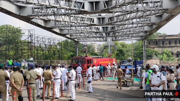 bjp protest, bjp protest march, bjp protest march in kolkata, west bengal bjp, kolkata bjp prtest, kolkata bjp prtotest, howrah bjp police clash, howrah bjp workers protest, bengal bjp nabanna march, west bengal bjp police clash, howrah news, bjp protest west bengal