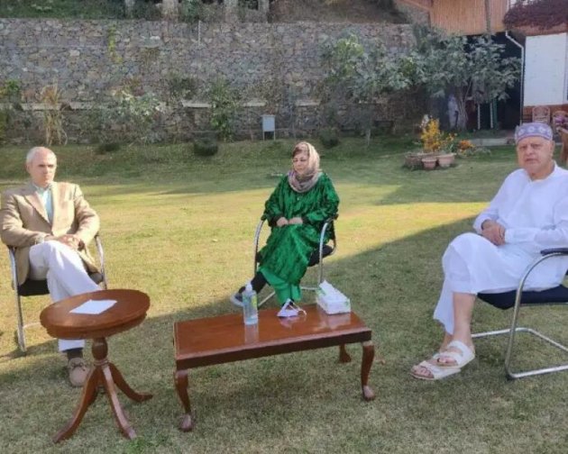 Mehbooba Mufti, Mehbooba Mufti released, PDP Mehbooba Mufti Kashmir, Kashmir Mehbooba Mufti, Mehbooba Mufti Kashmir news