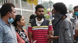 model town death, delhi model town girl suicide, delhi city news, delhi suicide case, delhi police, caravan reporter delhi police assault