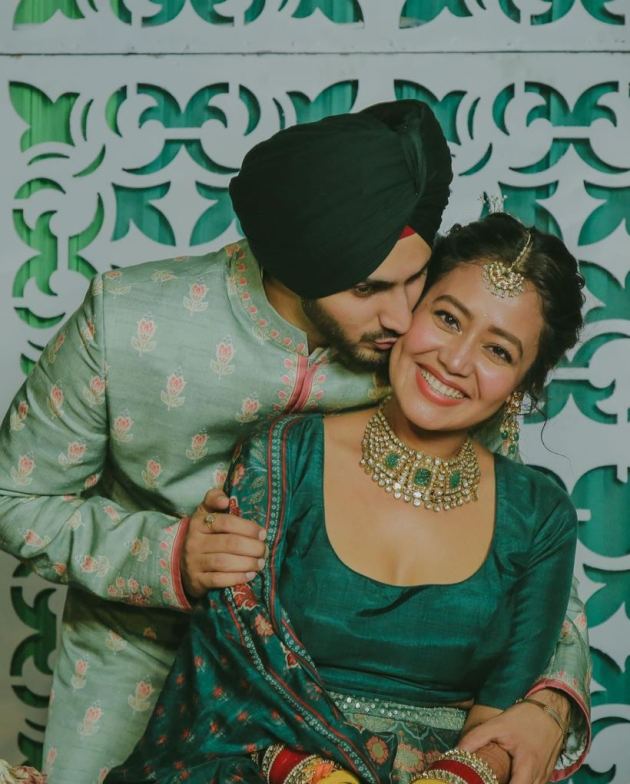 Inside Neha Kakkar’s mehendi ceremony | Entertainment Gallery News,The