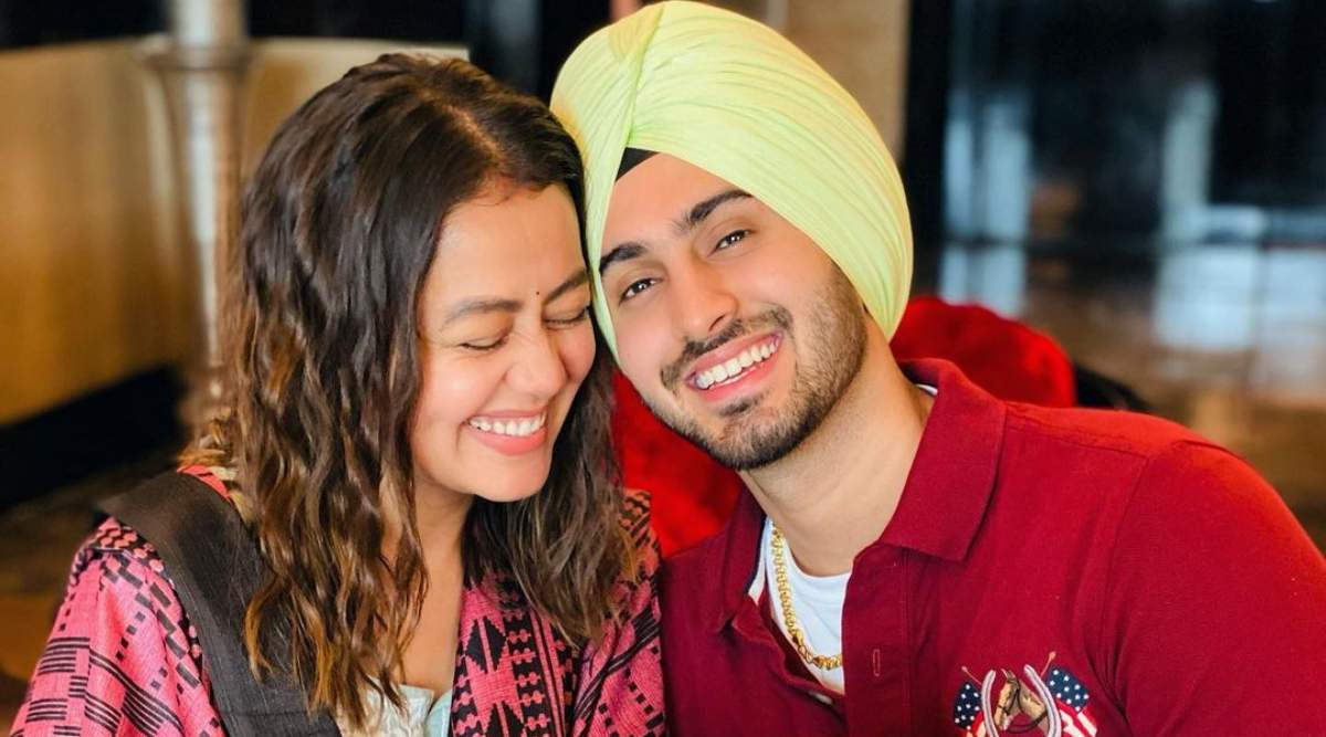 When Rohanpreet proposed Neha Kakkar for marriage, see pictures |  Entertainment News,The Indian Express