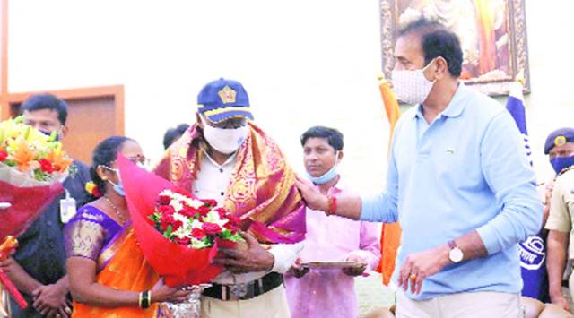 Maharashtra lockdown, maharashtra police personnel injured, Maharashtra police attacks, Maharashtra lockdown arrests, maharashtra covid updates