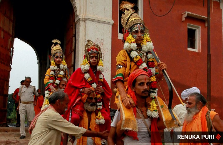 ramnagar ki ramlila, express explained, varanasi ramlila, varanasi, bjp, ramlila, government, devotees, chitrakoot, ramlila news, varanasi ramlila news, india news, indian express news