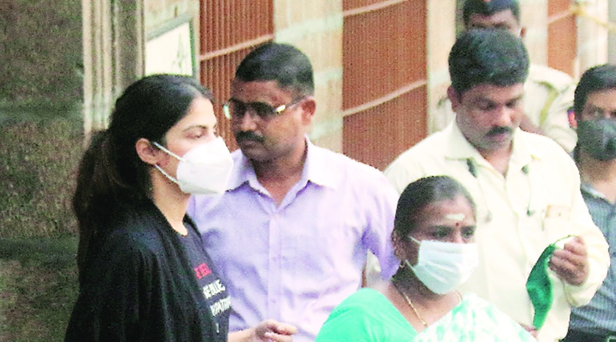 sushant singh rajput, rhea Chakraborty, ncb, rhea drug case, cbi, rhea news, indian express news