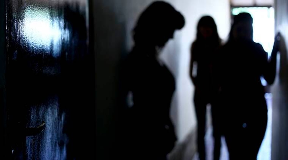 mumbai crime branch, mumbai sex racket busted, mumbai sex racket operating through website, mumbai sex racket, mumbai crime news, indian express news