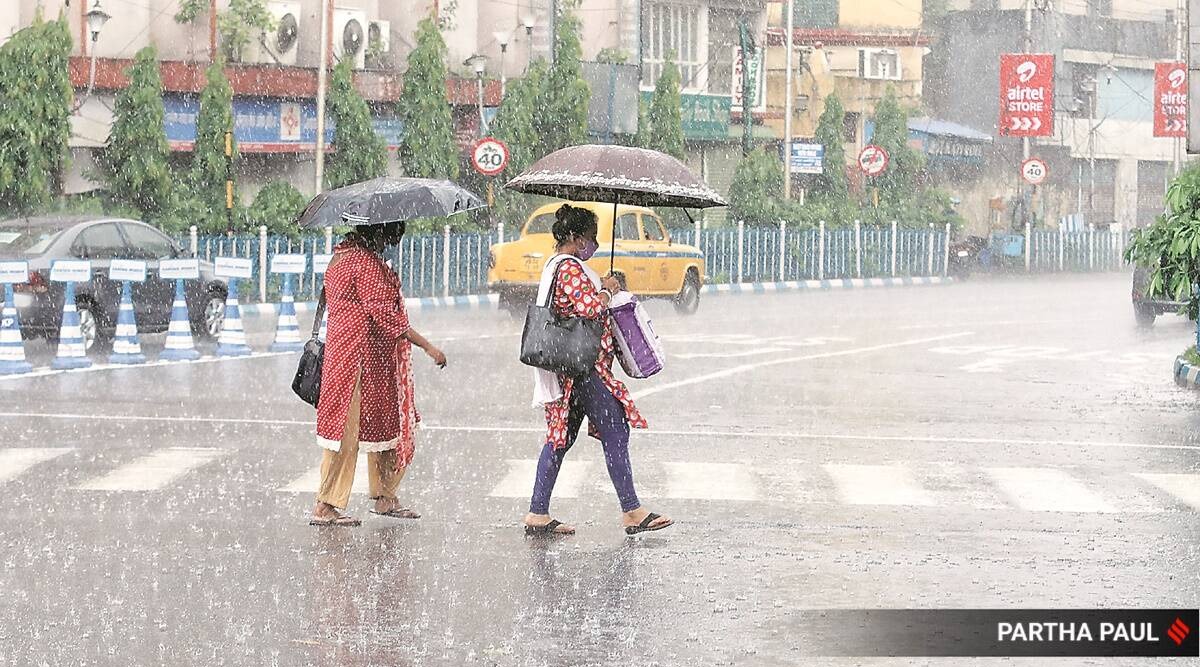 Imd Forecasts Heavy Rain During Durga Puja In West Bengal India News The Indian Express