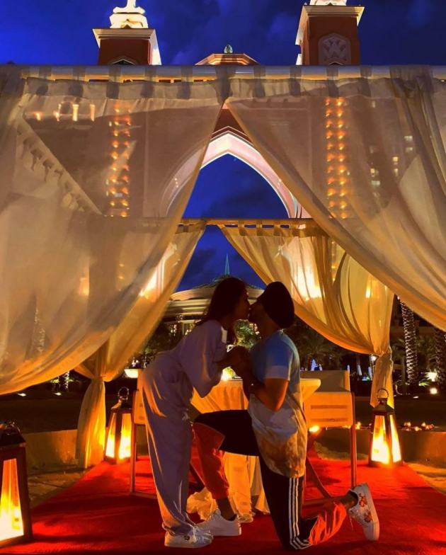 neha kakkar, rohanpreet singh