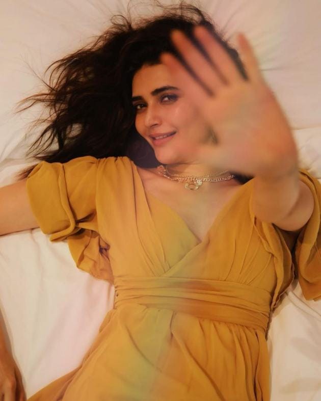 karishma tanna images
