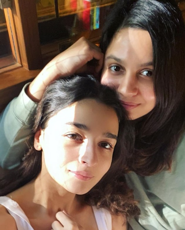 Alia Bhatt, Shaheen Bhatt