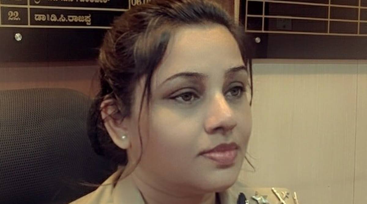 D Roopa, Roopa firecracker ban, Roopa cracker ban, True Indology, True Indology twitter, Kangana Ranaut on True Indology, Kangana Ranaut on D Roopa