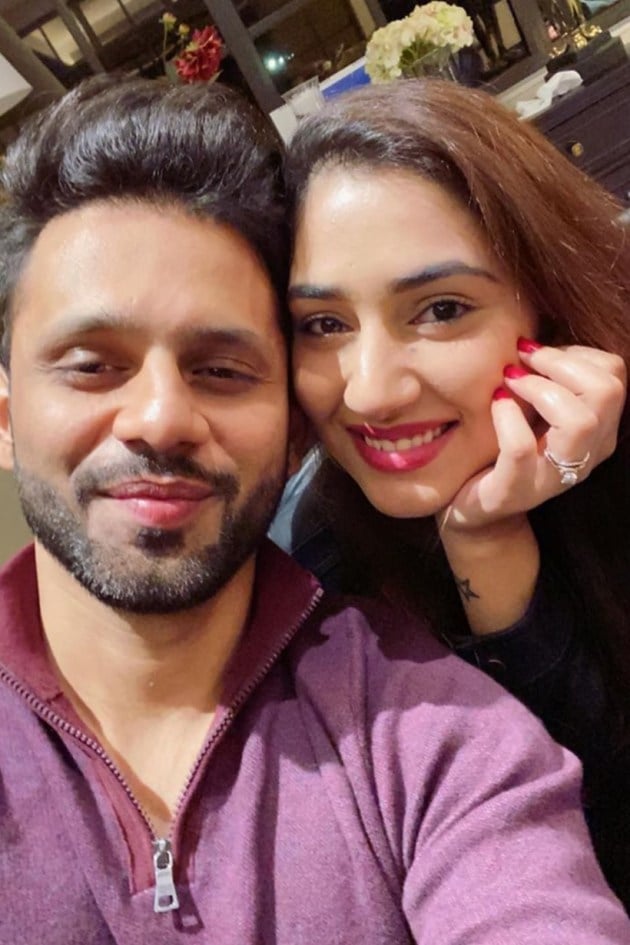 12 pictures of Rahul Vaidya and Disha Parmar | Entertainment Gallery