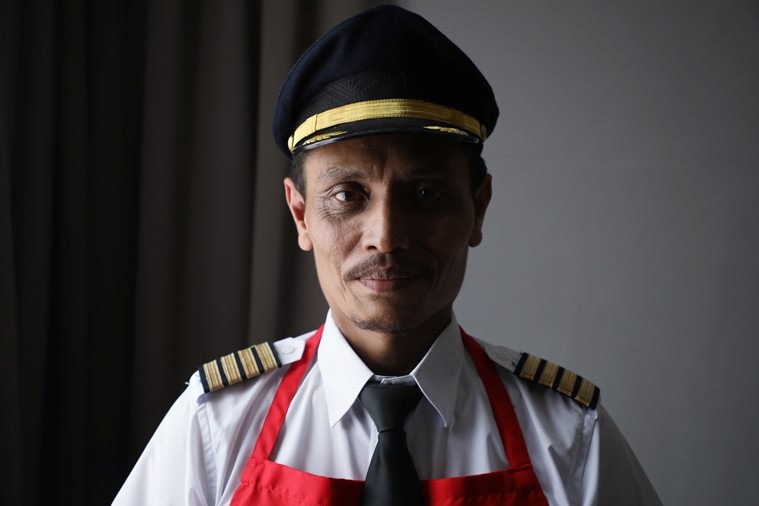 ‘Kapten Corner’: After losing job amid pandemic, Malaysian pilot wins ...