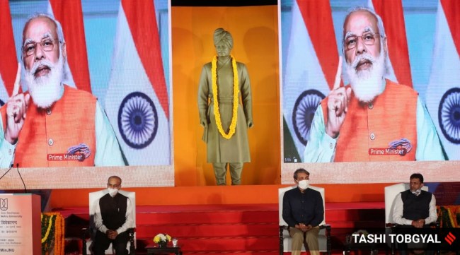 jnu vivekananda statue, pm modi unviels jnu vivekananda statue, jnu vivekananda statue controversy, jnusu protest vivekananda statue