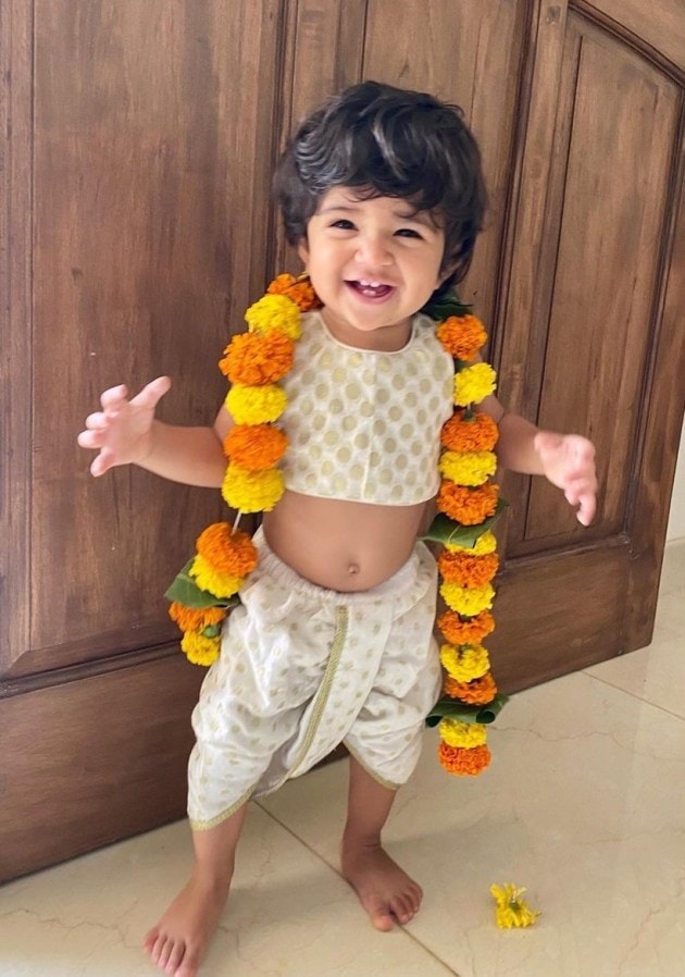 Sameera Reddy daughter Nyra