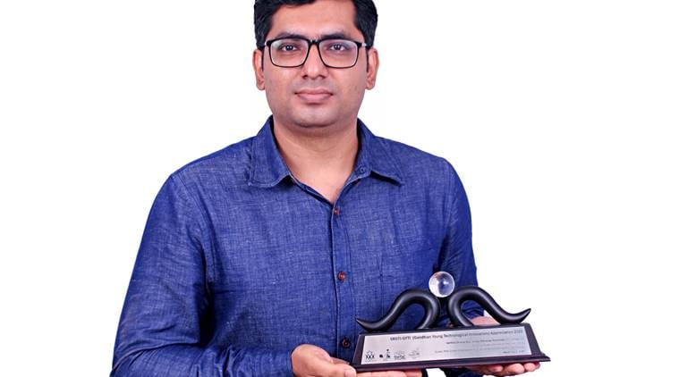 Tripla engineers generate electricity from wet cloth and win the Innovation Award - India News Republic