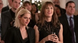 happiest-season-1200 Happiest Season review, Happiest Season reviews, kristen stewart, Mackenzie Davis