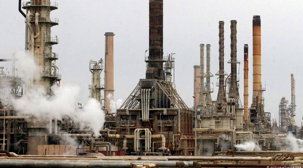 Iraq: Rocket attack causes fire at major oil refinery | World News ...