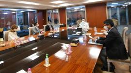 pm modi serum institute visit, serum institute covishield vaccine, covishield vaccine serum institute, cyrus poonawalla, pm modi visit vaccine manufacturer