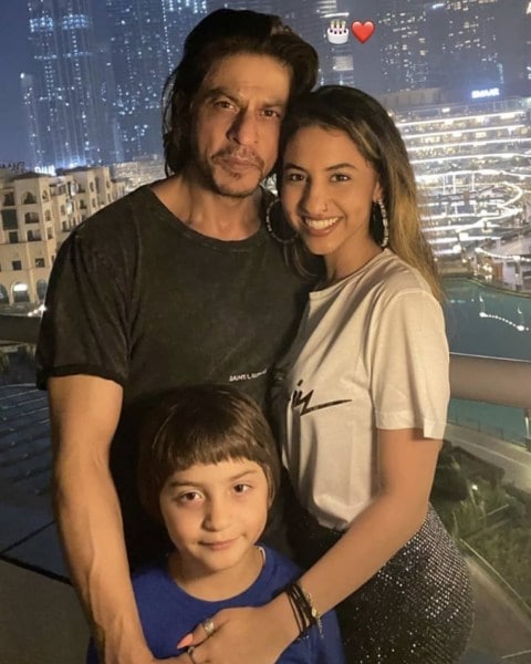shah rukh khan abram burj khalifa