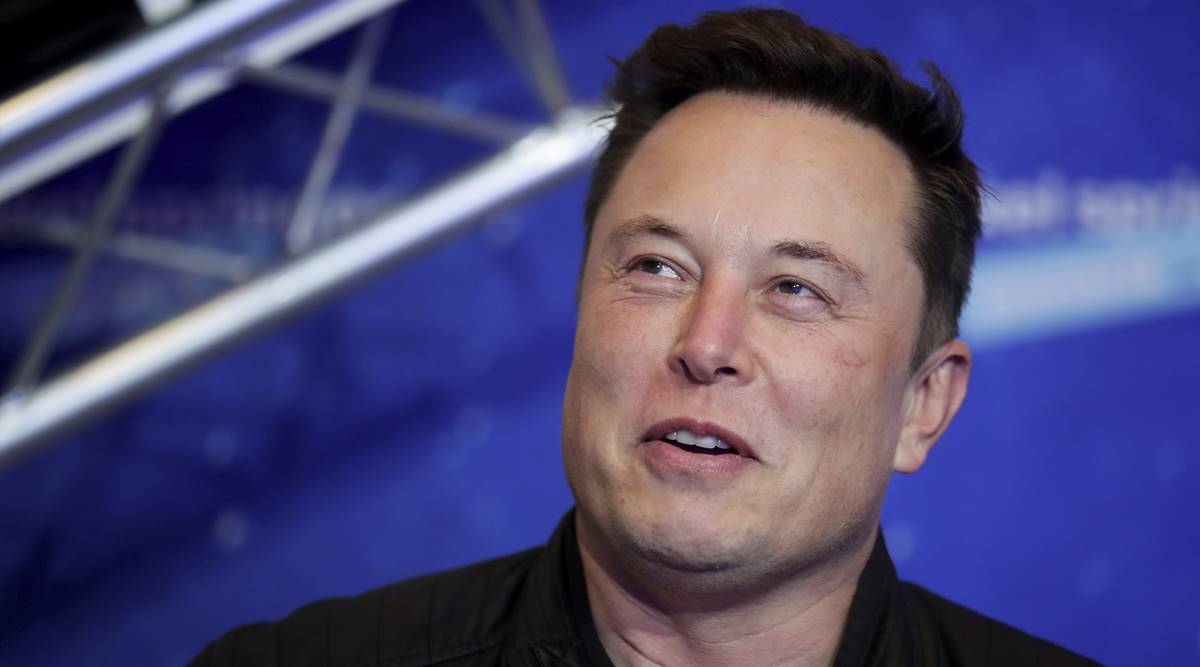 Apple CEO didn’t take a meeting about buying Tesla: Elon Musk