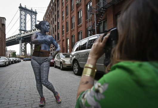 Body-paint artist blends models into New York City’s streets | Business