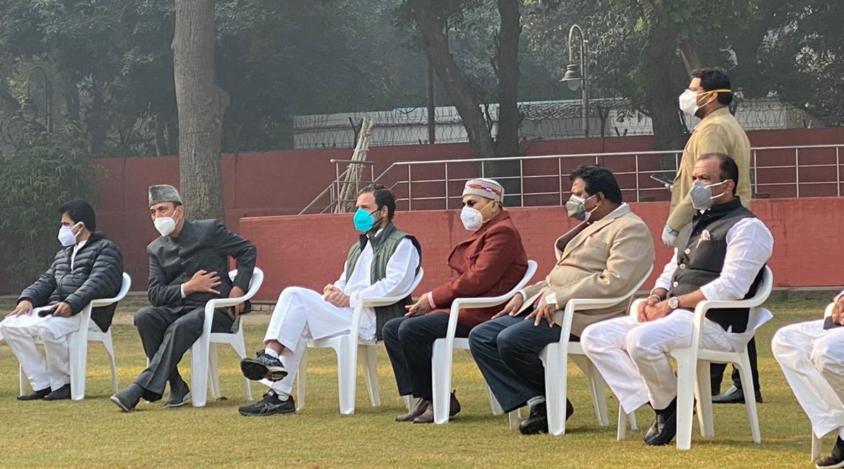 farmers protest, farm laws, rahul gandhi, rahul gandhi march, congress march farm laws, Indian Express