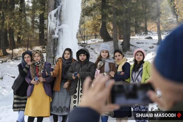 Express Wanderlust, Baramulla district, visiting Baramulla, Baramulla in winters, Baramulla pictures, winter in Baramulla, Kashmir's Baramulla district, travelling, indian express news
