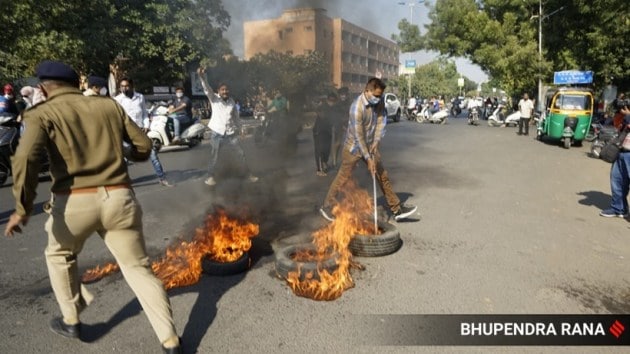 bharat bandh, farmers bharat bandh, farmers protest latest news, farmers protest in delhi, delhi farmers protest, farmers protest news today, bharat bandh today, farmer strike, farmer strike today, farmer strike news, farmer strike latest news, farmer protest news