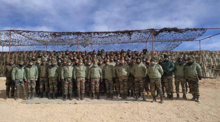 Army chief visits ladakh, MM Naravane, Naravane LAC, LAC standoff, India china border dispute, India news, Indian express