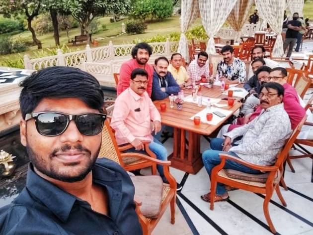 naga babu selfie in niharika