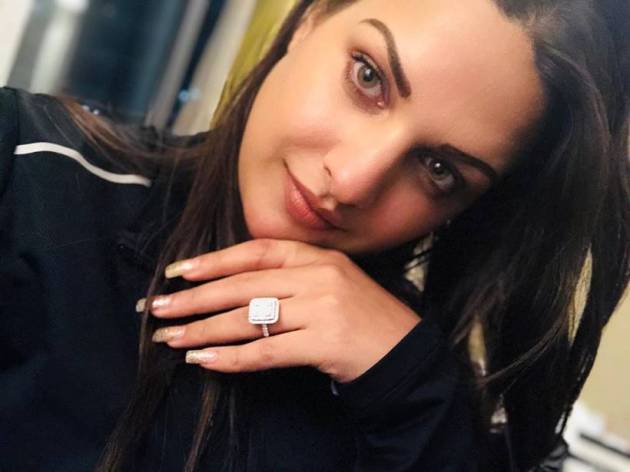 himanshi khurana