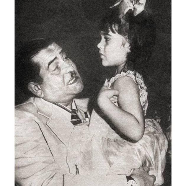 karisma kapoor with raj kapoor