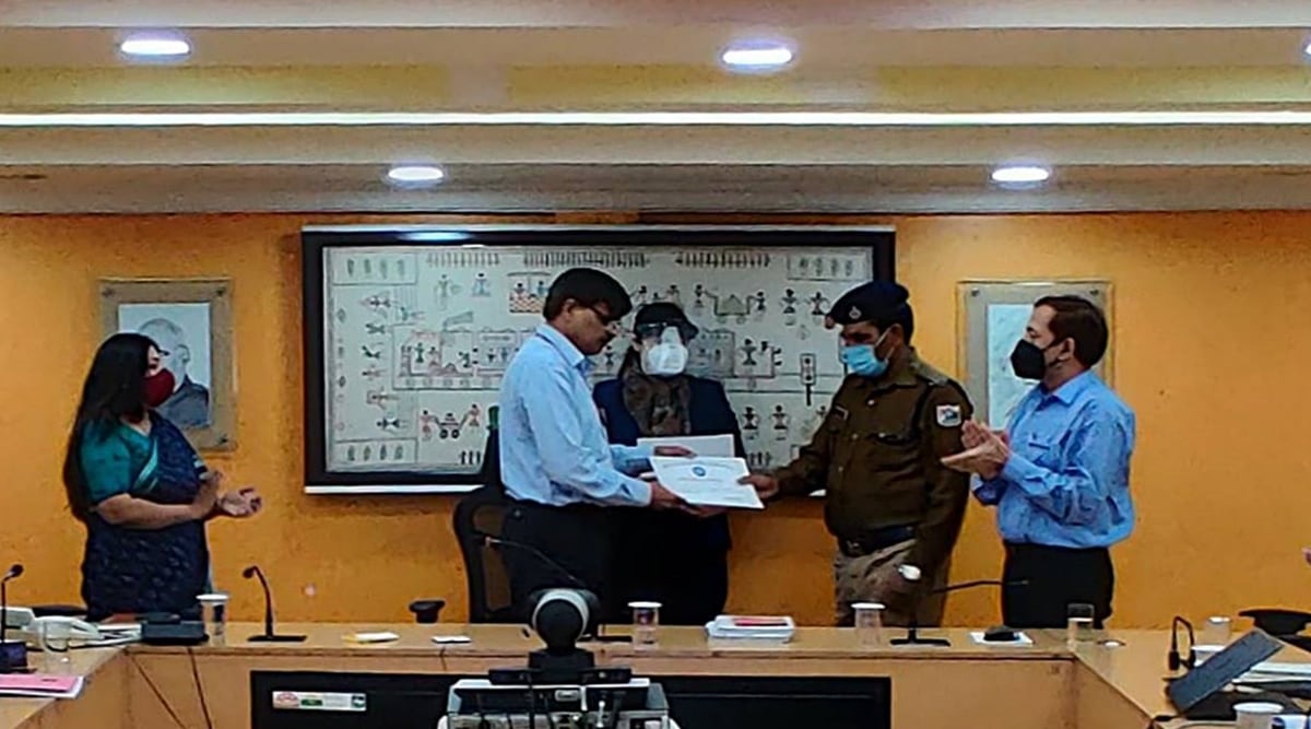 Karnataka: Alert railway police save three lives over the weekend in separate incidents