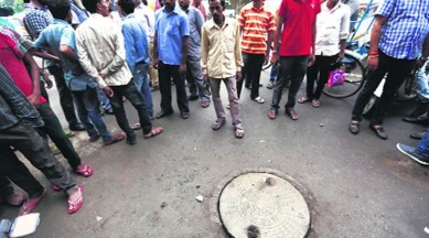 Sanitation workers withdraw strike, Sanitation workers resume work, Ahmedabad Sanitation workers, Ahmedabad news, Gujarat news, Indian express news
