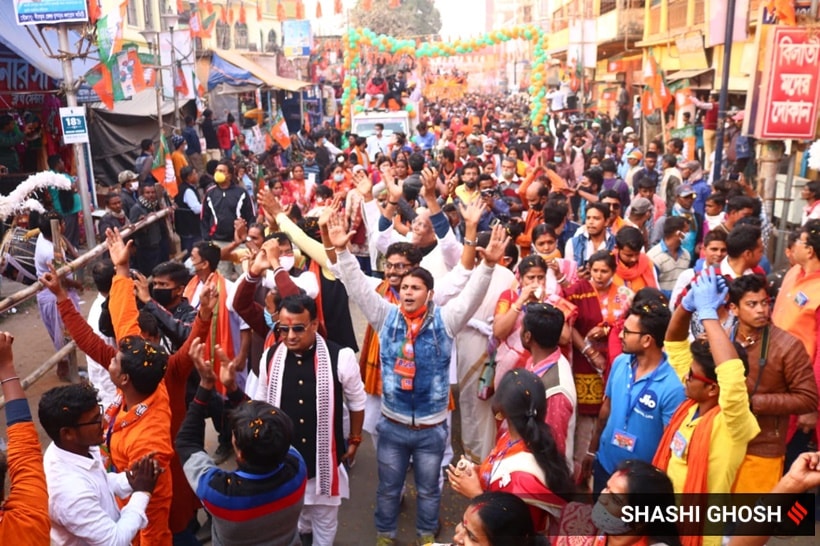 Amidst BJP-TMC war of words, Amit Shah launches road show in Bengal