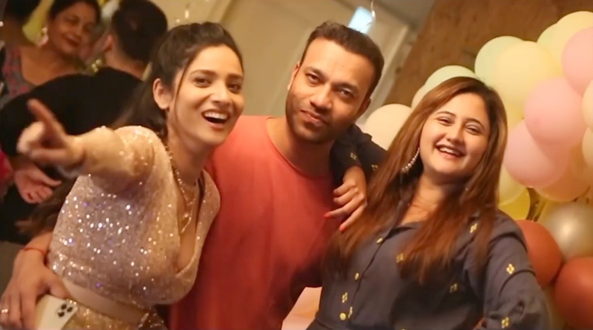 Ankita Lokhande Lets Her Hair Down At Birthday Party Watch Video Digiworldblog