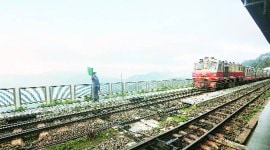 Kalka-Shimla toy train, Kalka-Shimla toy train resumes, covid-19, Kalka Shatabdi Express resumption, indian express news