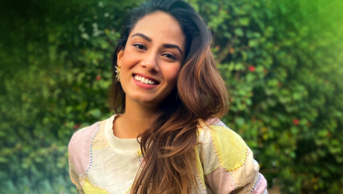 You won’t believe how much Mira Kapoor’s multicoloured t-shirt costs