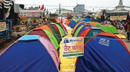 Among sea of protesters at Singhu, women-only tents offer a safe and private space for many